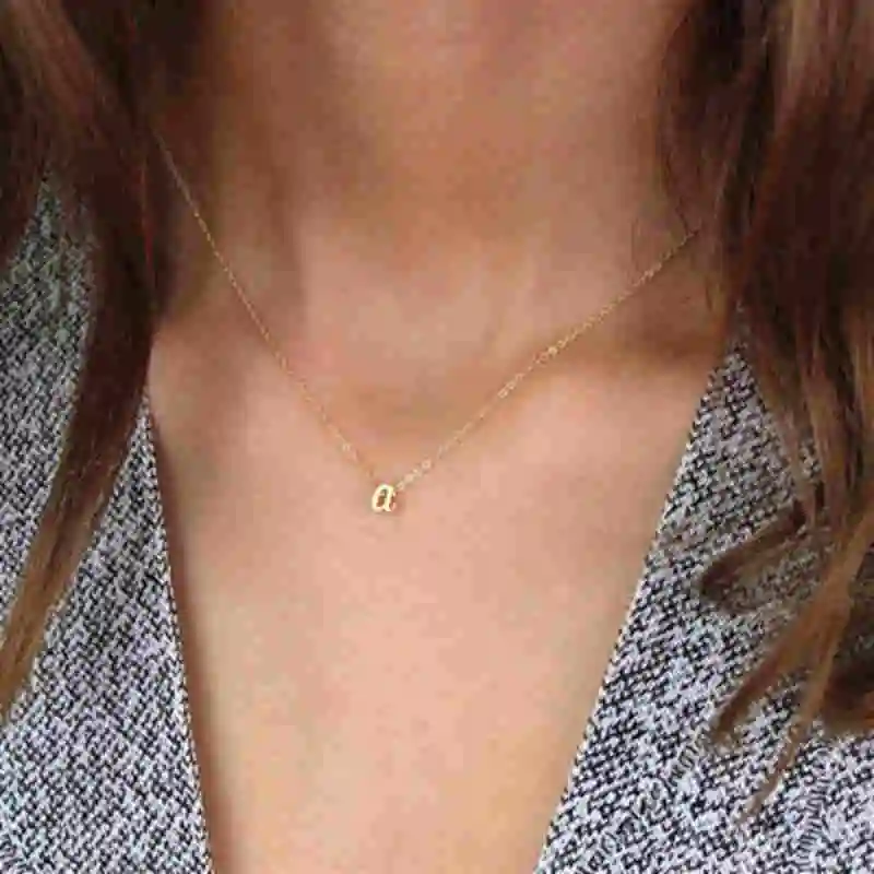 Ожерелье с буквами алфавита для женщин 8 мм маленький нижний корпус