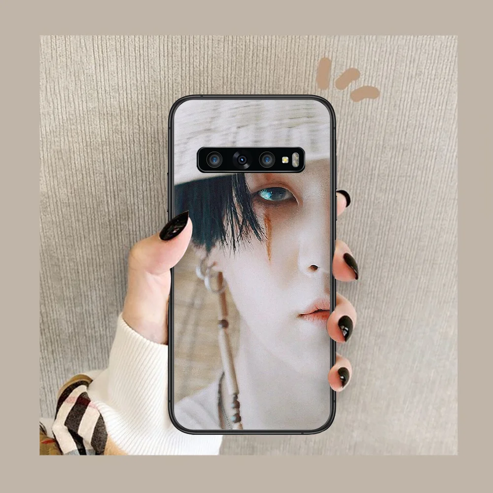 

Bangtan Boys kpop SUGA Phone Case Cover Hull For Samsung Galaxy S 6 7 8 9 10 e 20 edge uitra Note 8 9 10 plus black Bumper Tpu