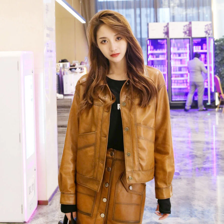 

Genuine European Leather Coat Women's Lapel Short Jacket Sheep Skin Fashion Retro Buckle Leather Coat