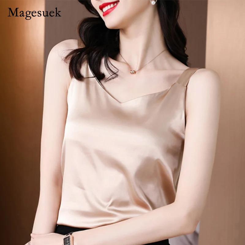 

Шелковые топы без рукавов, модные корейские кружевные с V-образным вырезом, размера плюс, свободная одежда, 2021 летние блузки, элегантные атла...