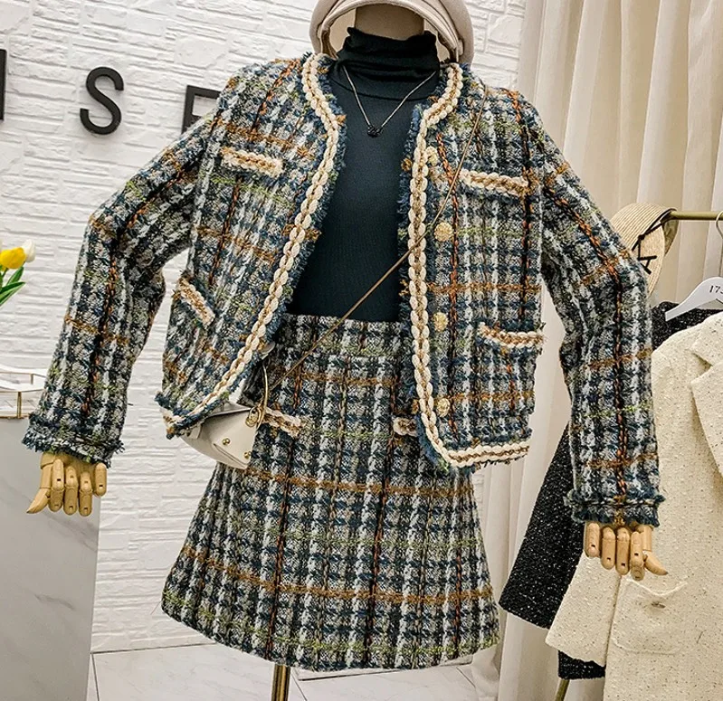 

2020 autumn winter Plaid Woolen Tweed 2 Piece Set Women Fringed Jacket Coat + Pencil Mini Skirt Set Ladies Two Piece Outfits