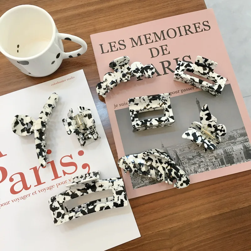 

Women Hair Accessories Cow Color Hollow Black White Printed Hair Claws Geometric Barrettes Acetate Hair Clip Acrylic Hairpins