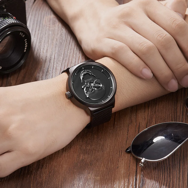 Часы наручные мужские кварцевые модные повседневные брендовые с золотым черепом