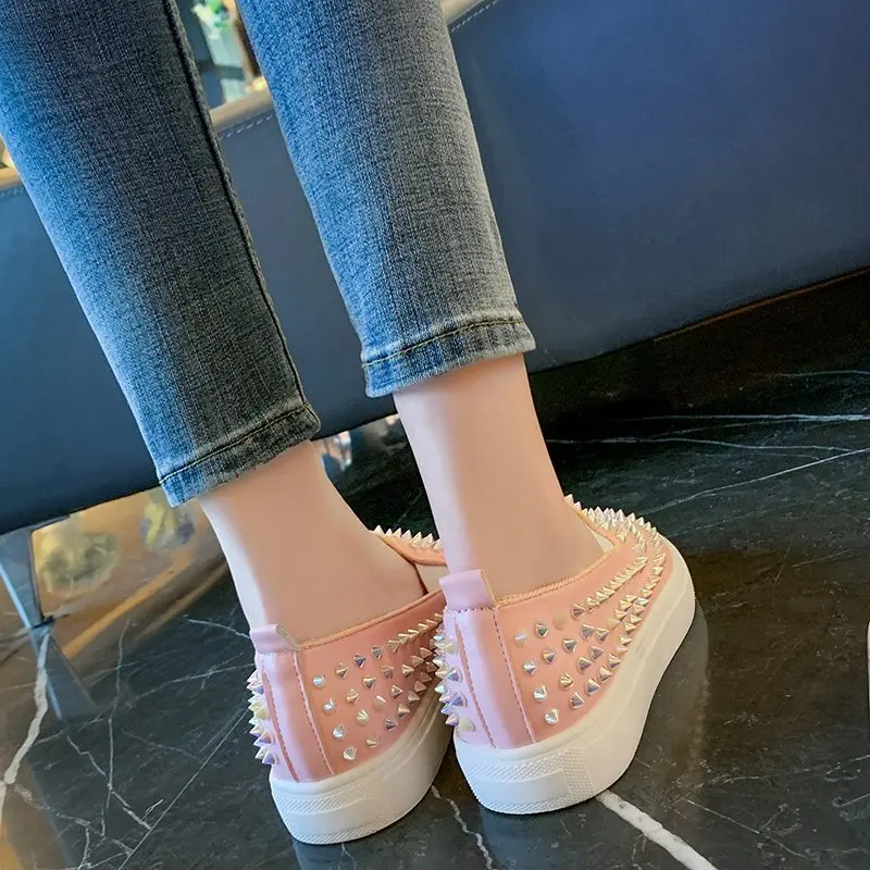 

Size 35-44 Fashion rivet shoes women vulcanized shoes non-slip ladies breathable luxury design casual flat shoes pink sneakers