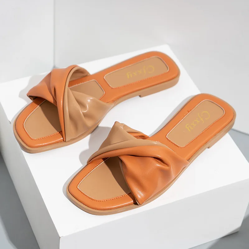 

Women's Pleated Flat Slippers 2022 New Summer Slippers For Women Shoes Beach flip flops Female Korean Luxury Brand Slides