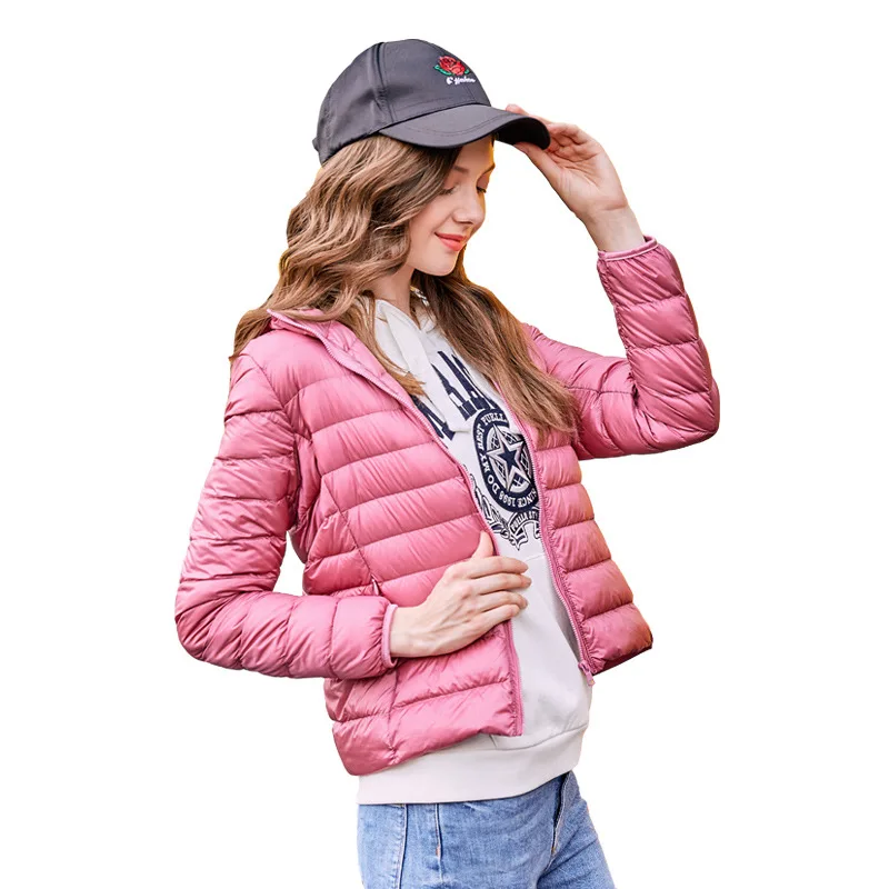 Ультра осенне-зимняя легкая женская куртка 20% на белом утином пуху короткая