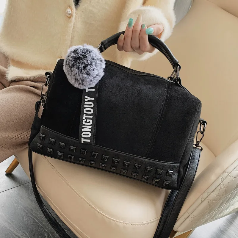 

Quality Matte Leather Tote Handbags for Women Hair Ball Pendant Shoulder Bag Rivet Crossbody Bag Lady Brand Design Messenger Bag