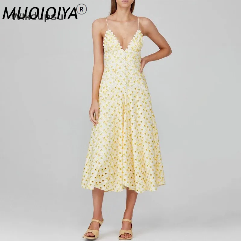 

2021 Newest Fashion Luxury Famous Brand Designer Dress Women Summer Runway Lace High Quality Sexy V Neck Long Maxi Dress Clothes