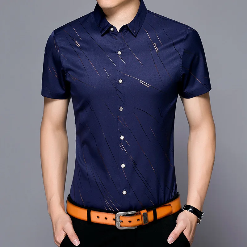 Рубашка с воротником стойкой мужская. Значок на лацкан пиджака. Лацкан рубашки. Лацкан рубашки. Лацкан рубашки.