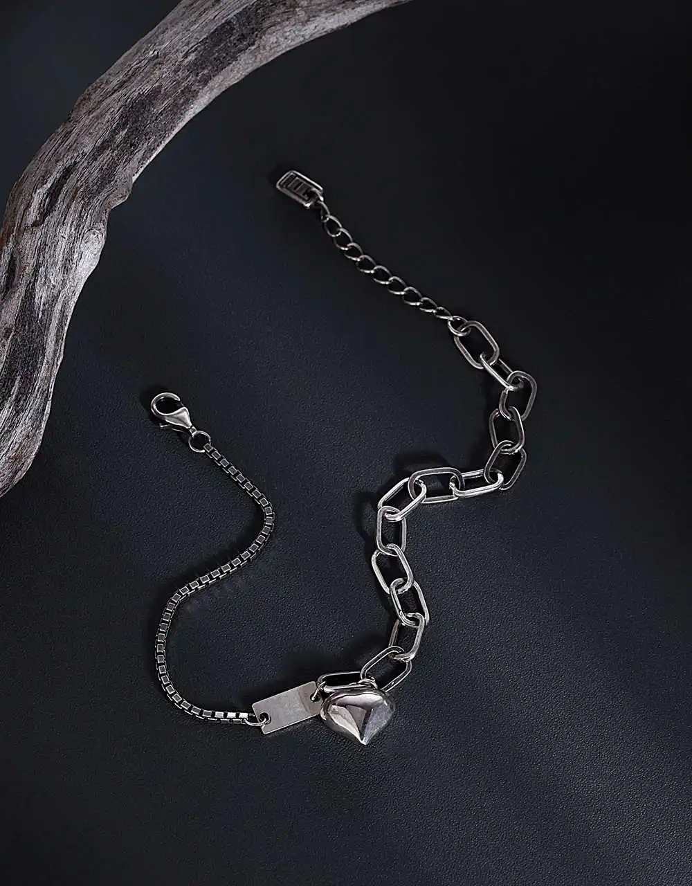 

925 Sterling Silver Bracelet LOVE Heart Pendant Bracelet for Women Trendy Thai Silver English Letter Tag Party Jewelry Gifts