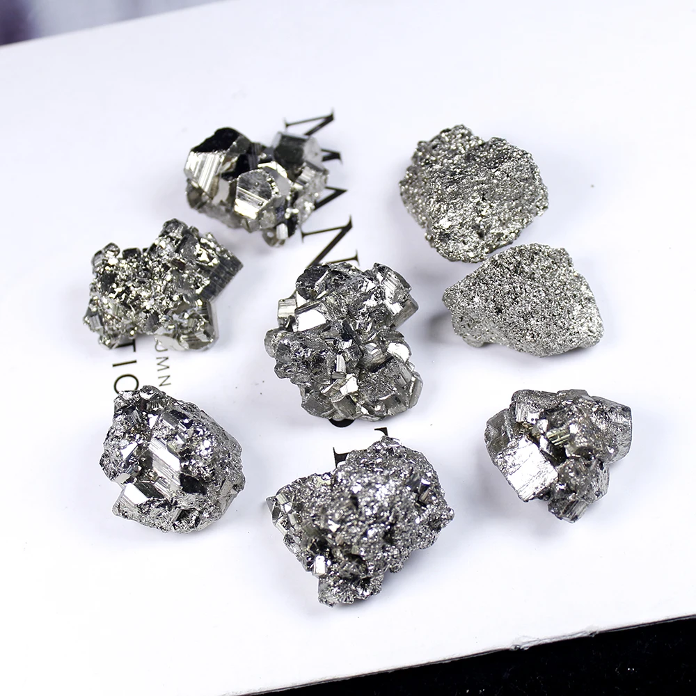 Натуральный хрустальный халкопирит минеральный кристалл пиритовое сырье