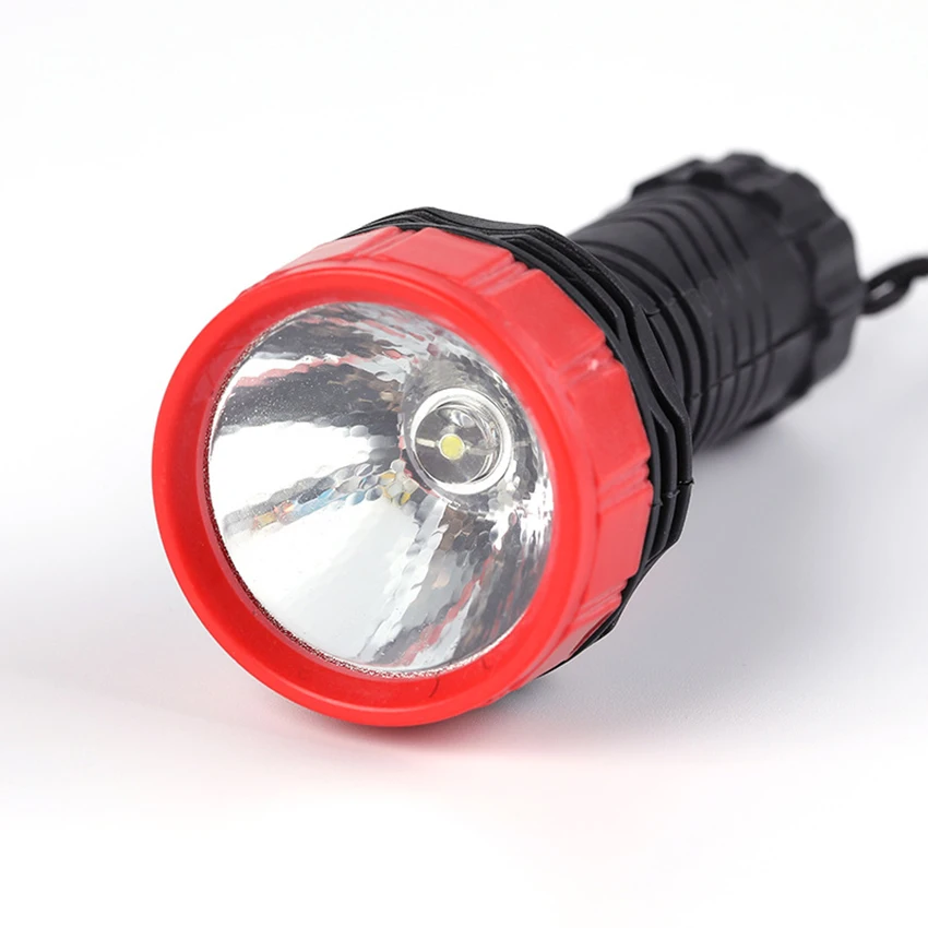 

LED Flashlight, Bright and Durable, Plastic Lightweight Flashlight Battery Powered, Use for Emergencies, Camping, Outdoor