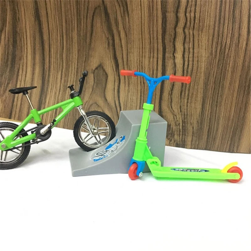 

Mini Scooter Two Wheel Scooter Children's Educational Toys Finger Scooter Bike Fingerboard Skateboard