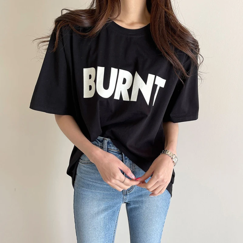 

Letters Print Summer T-Shirts Women O-Neck Short Sleeve Casual Cotton Shirts Tops Simple Loose Streetwear Korean Tops 2021 Z443
