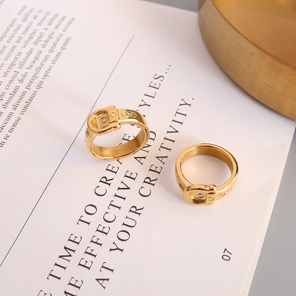 

New Styles Wholesale Women Rings Stainless Steel Square Shell Ring 18K Gold Plate White Shell Irregular Ring
