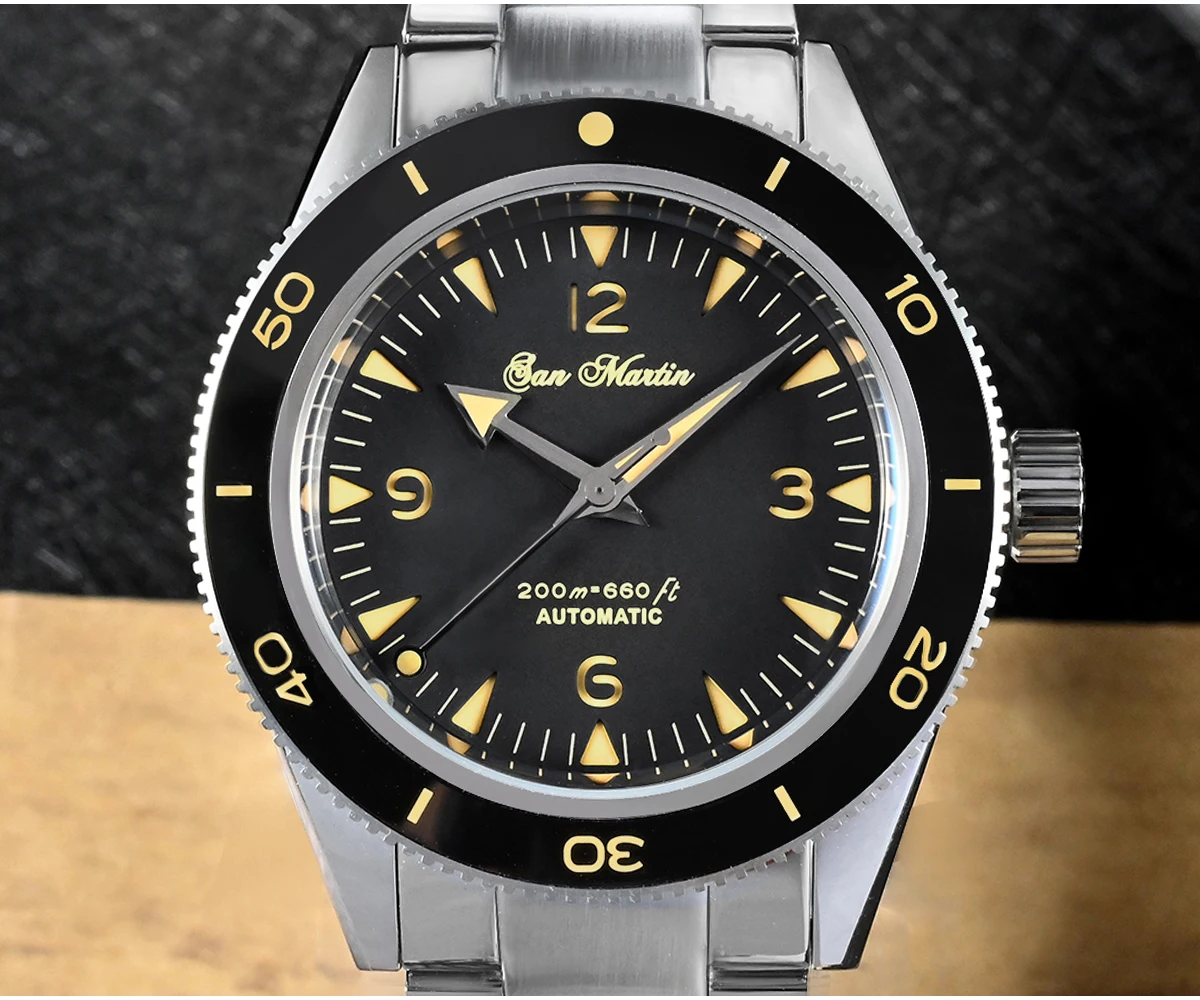 

San Martin 39.5mm Diver NH35 Men Watches Sandwich Dial Luxury Sapphire Glass 200m Waterproof Automatic Mechanical Wristwatch Men