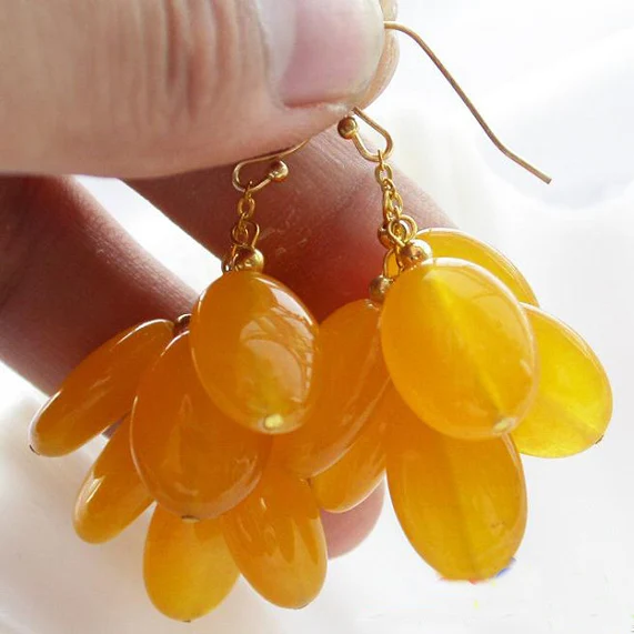 

New Classic Favorite Gemstone Earring 16mm Yellow Ellipse Jade Grape Dangle Earrings 14k Gold Hook Charming Lady Girl Gift