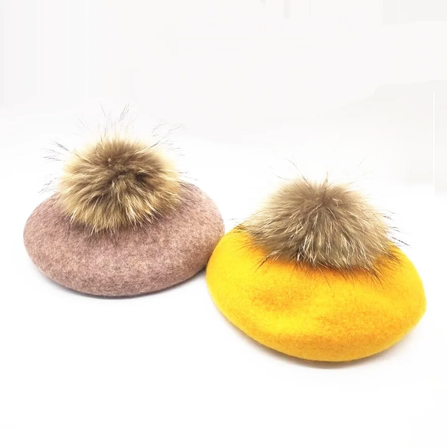 Женский шерстяной берет с помпоном из натурального меха енота|Мужская кепка