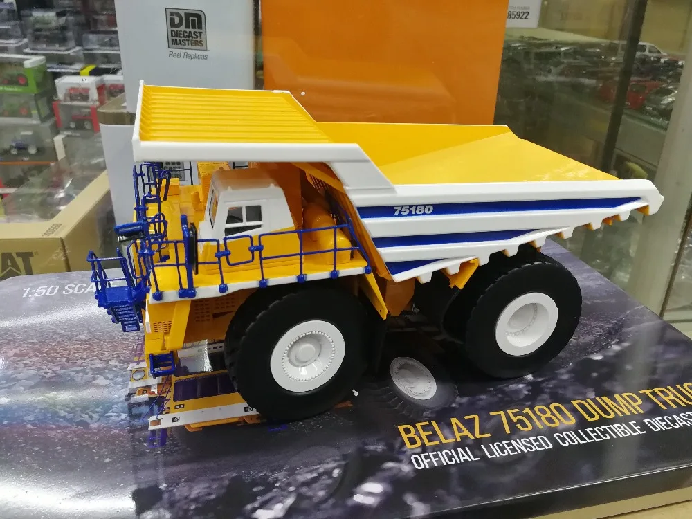 1:50 BELAZ 75180 самосвал игрушка