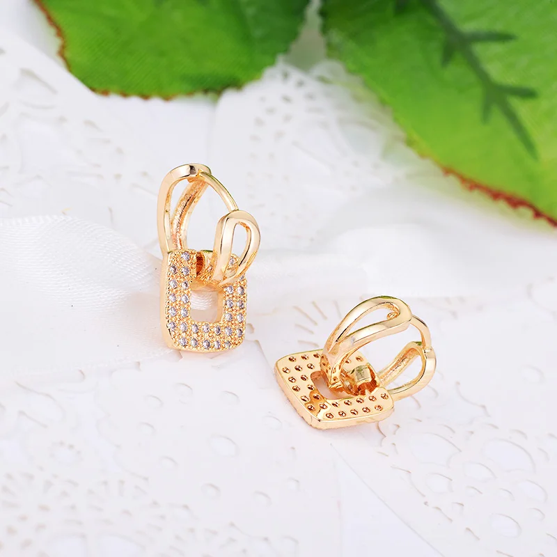 MAIKALE Новые квадратные серьги женские корейские модные темпераментные микро