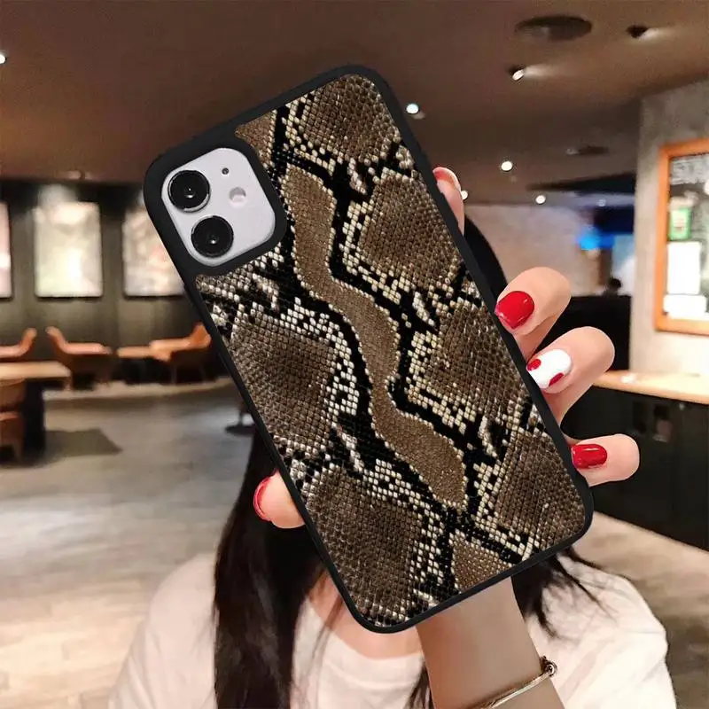 

Leather Snake Scales Phone Case For Samsung S4 5 6 7 8 9 10 20 plus 5G lite note ultra PC nax fundas cover