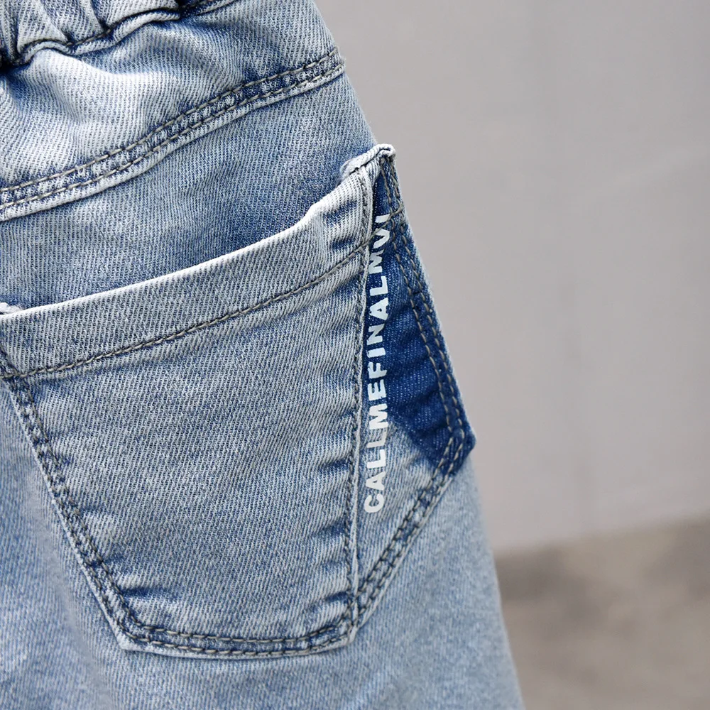 

WLG Boys Fashion Shorts Kids Summer Denim Blue Letter Printed Ripped Short Baby Boy All Match Trousers for 2-6 Years