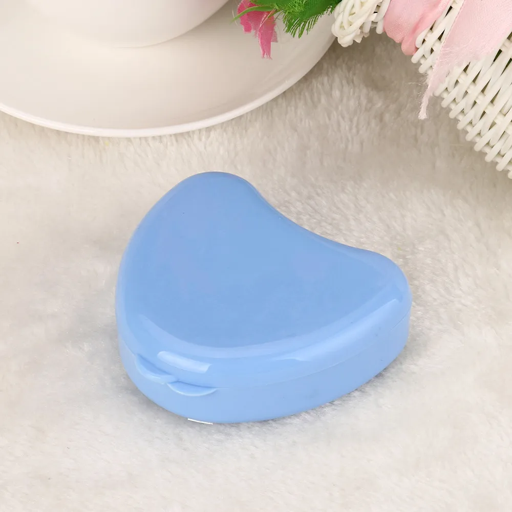 

Denture Bath Appliance Heart-shaped False Teeth Box Storage Case Rinsing Basket