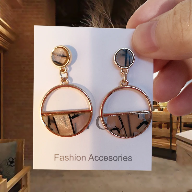 Женские серьги Корейская версия полые круглые с подвесками простые персональные