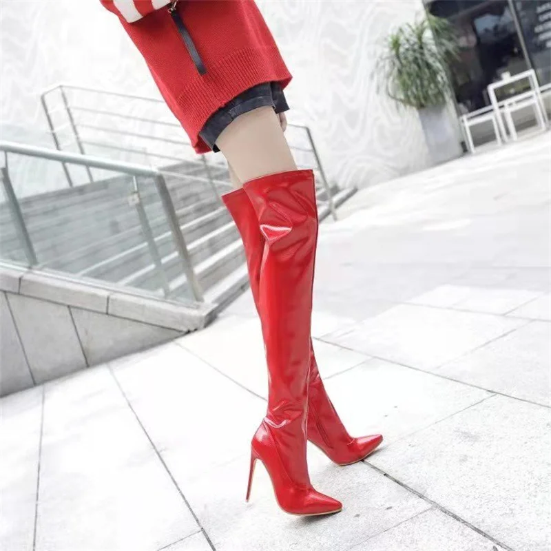 Пикантные лакированные кожаные высокие сапоги до бедра женские выше колена на