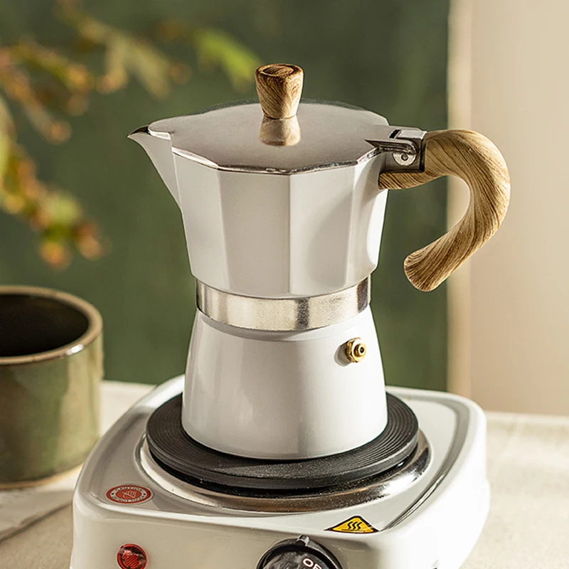 

150ml Aluminum Alloy Moka Coffee Maker Pot With Wood Handle Mocha Espresso Percolator Heatable Coffee Kettle Kitchen Coffeeware