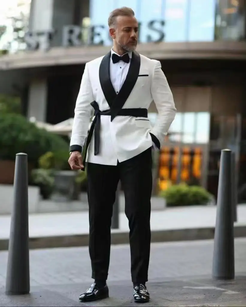 Custom Made White Man Suit Double Breasted Tuxedos For Men Groom Wear Shawl Lapel Wedding Suits For Men (Jacket+Pants+Belt)