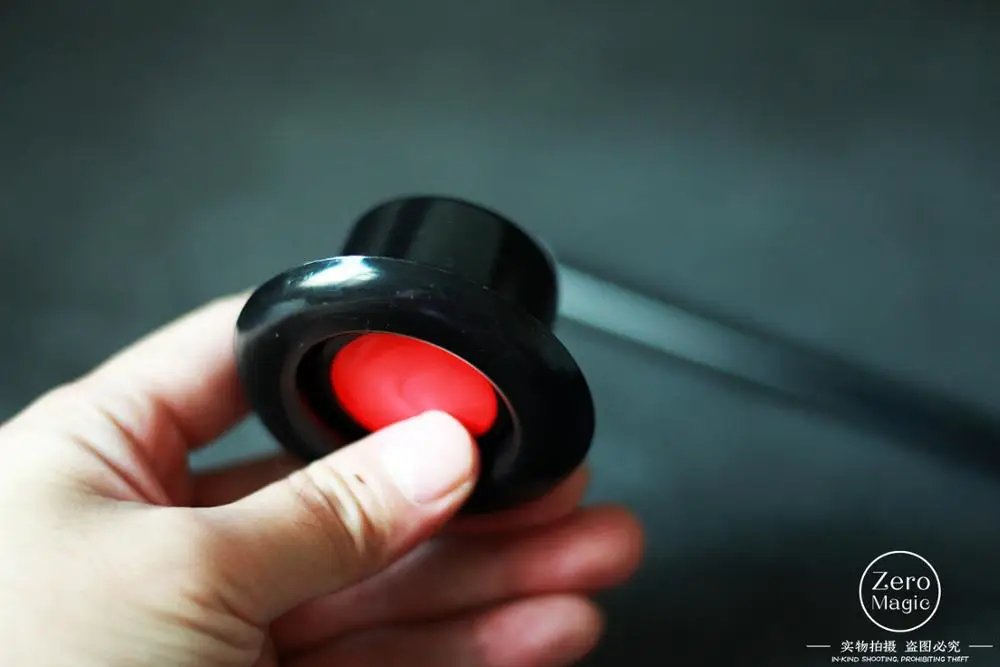 Тайна высокой шляпы производят чипы шляпа Magie крупным планом Иллюзия фокусы трюк