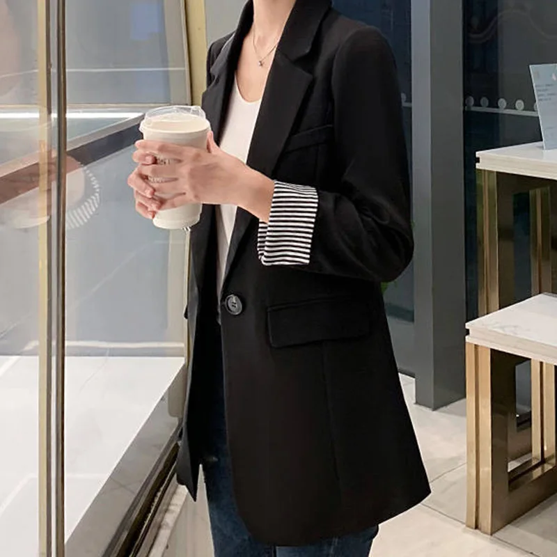 Женский однотонный длинный пиджак свободный офисный с плиссированным рукавом маленький на одной пуговице