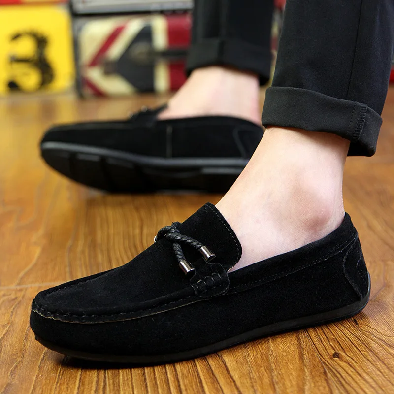

Spring Summer New Men's Loafers Comfortable Flat Casual Shoes Men Breathable Slip-On Soft Leather Driving Shoes Moccasins