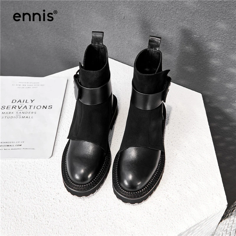 Black ENNIS/Новинка года; женские ботинки черного цвета; женские ботинки из натуральной кожи на платформе; ботинки из замши с пряжкой; дизайнерская обувь; сезон осень-зима; A8182 - Цвет: Black