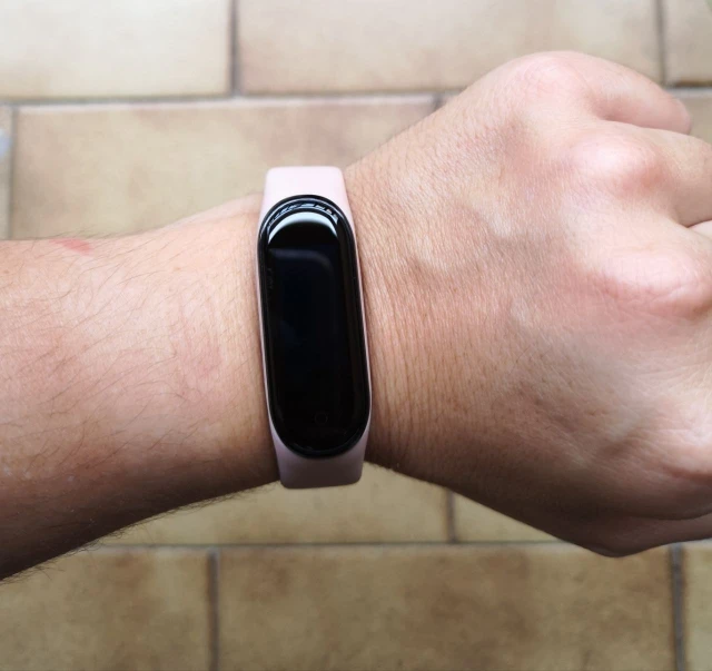 Для Xiaomi Mi Band 3 4 ремешок силиконовый браслет для Mi Band 3 4 ремешок на запястье браслет заменить Miband 4 силиконовый ремешок mi band 4