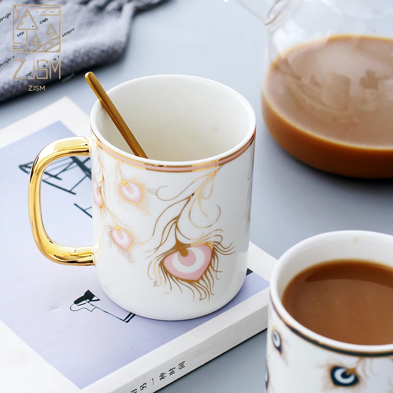 

Nordic Ceramic Mug With Spoon and Lid Couple Pair Cup Gold handle Valentine Day Wedding Gift Creative Phoenix Tail coffee Mugs