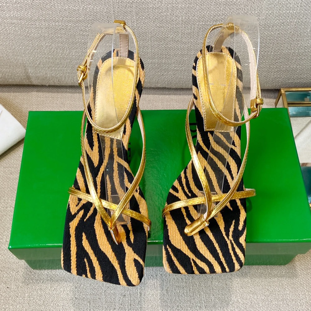 

2022 лучшее качество, модная женская обувь, фабричная оптовая цена, сандалии, женская сексуальная фотообувь