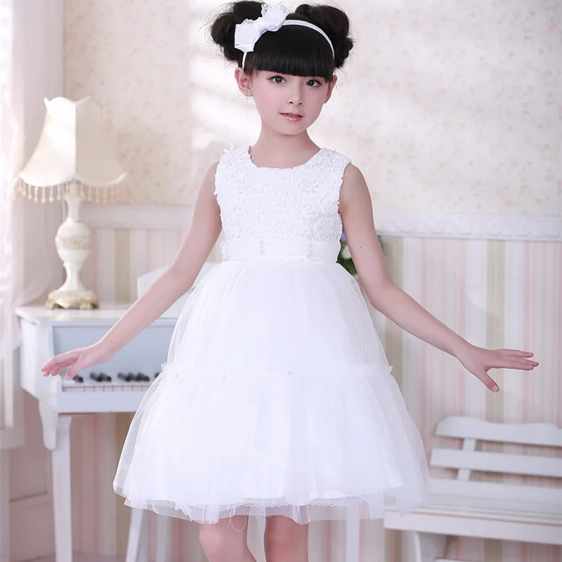 Белое платье принцессы для малышей 1 2 года элегантное кружевное без рукавов