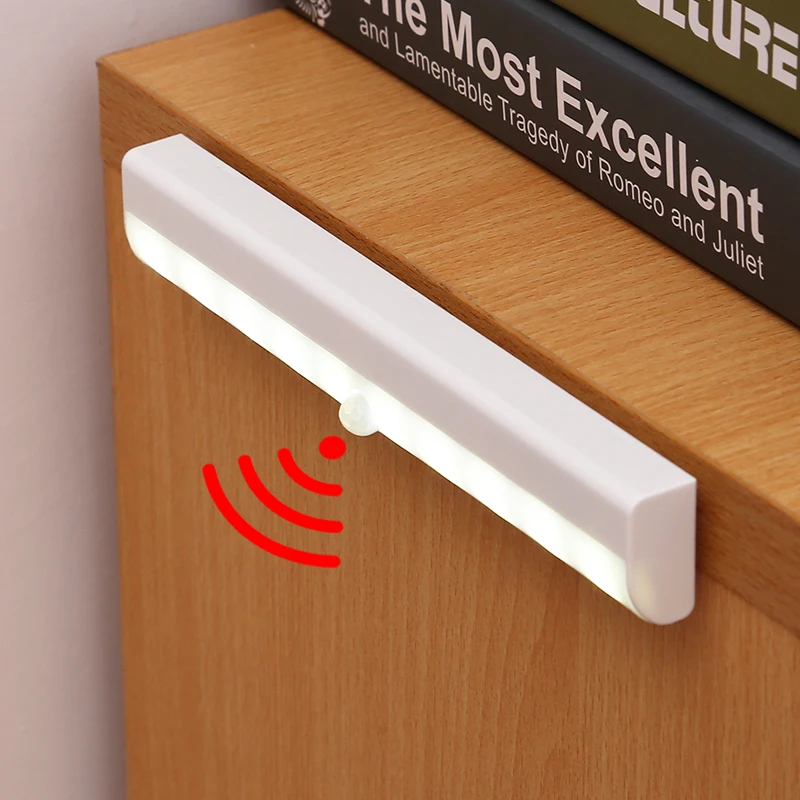 Беспроводной светодиодный настенный светильник с пассивным инфракрасным