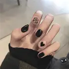24 шт. французские накладные ногти с черными сердечками дизайн Короткие Прозрачные накладные ногти с клей для нейл-арта насадками на ногти