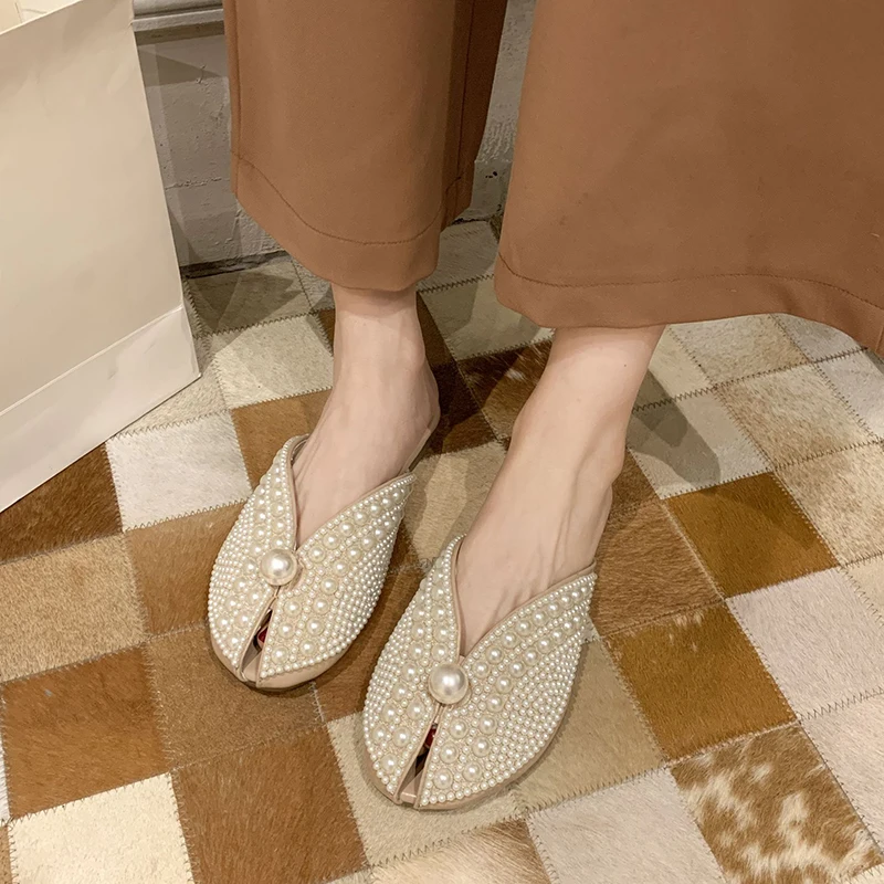 

Summer new style Flat sandals Pearl slippers Fashion lazy slippers Comfortable and non-slip Half toe cap women's shoes slippers