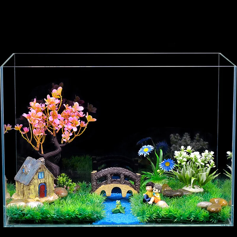 1Pcs Artificial Plastic Pine Tree Aquarium Decor Accessories Home Office Decoration Fish Tank Rockery Bonsai Ornament |