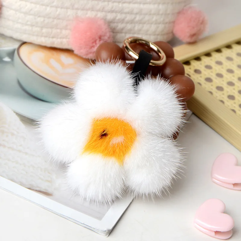 

Mink Fur Sunflower Keychain Contracted Fashion Women Bag Charm Pendant Backpack Car Key Accessories Keyring Jewelry Fine Gift
