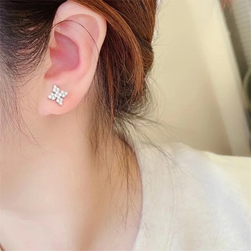 

Stud Earrings For Women 925 Cubic Zirconia Flower Bridal Wedding Ear Studs Engagement Temperament Simple Jewelry Brincos E981