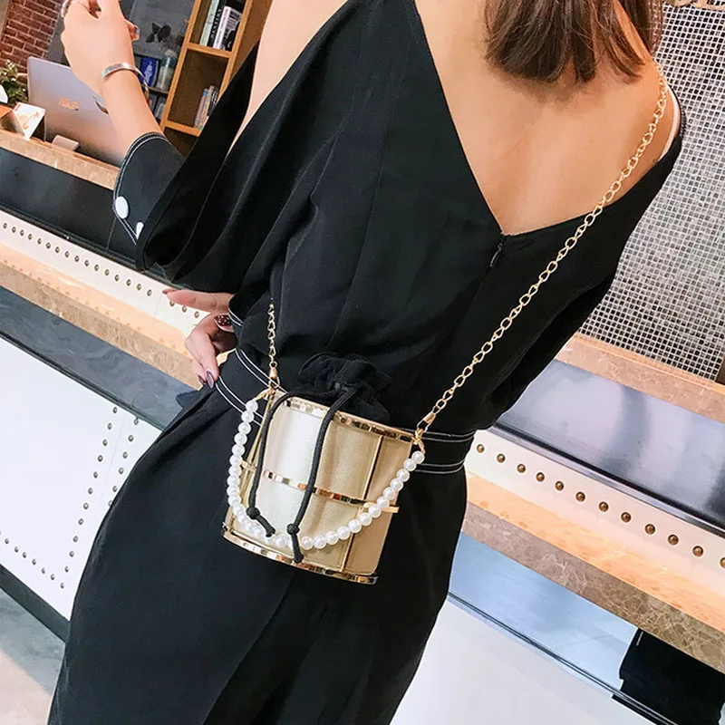 Fashion Women Bucket Bags Designer Luxury Pearls Beaded Handle Women Handbags Chain Shoulder Crossbody Bags Evening Clutch Purse