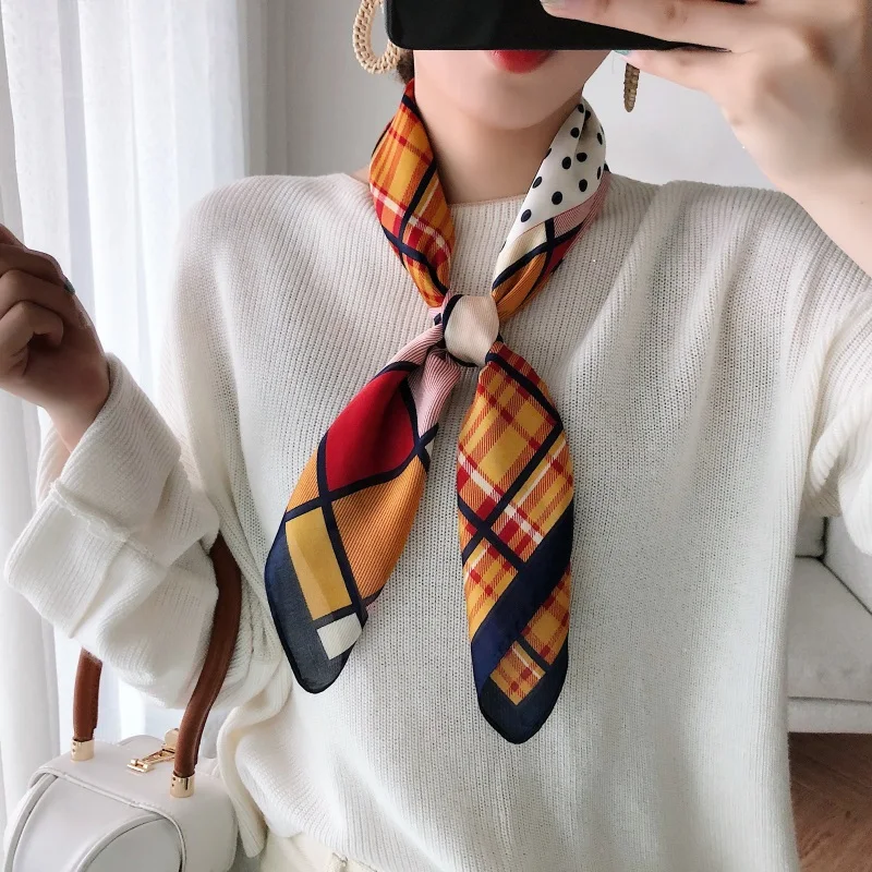 Дизайн, шарф для женщин, цепь, лошадь, принт, платок, животное, desigual, Маленькая шаль, роскошный бренд, атлас, квадратный шарф для женщин