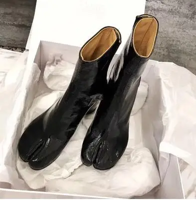 Black Patent Leather Модные женские ботинки с разрезом; сезон осень; женские кожаные ботинки на не сужающемся книзу массивном высоком каблуке; Botas Mujer; Новинка года; брендовая дизайнерская зимняя женская обувь - Цвет: Black Patent Leather
