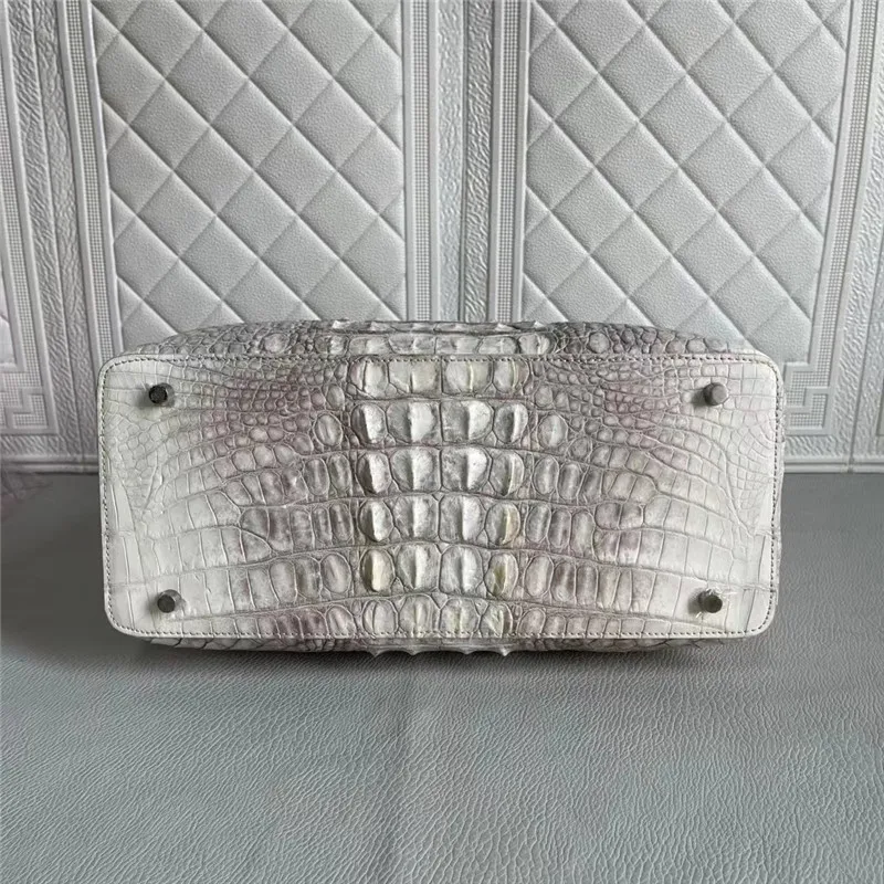 Рисунок 5 - Женский классический кошелек из