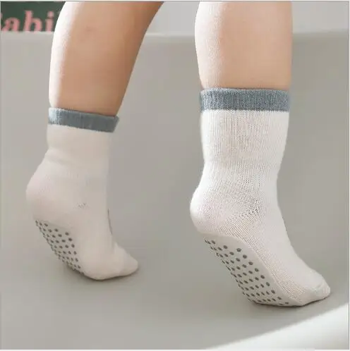 Рисунок 4 - 3 пары, Нескользящие Детские носки